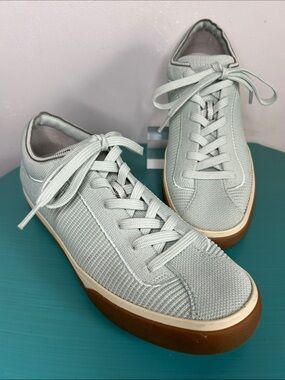 Rothy’s Women's Sea Foam Green Low-Top Lace-Up Sneakers